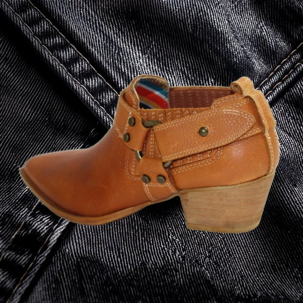 Dingo Kick Back Leather Harness Detail Cognac  Ankle Bootie, Size 6.5